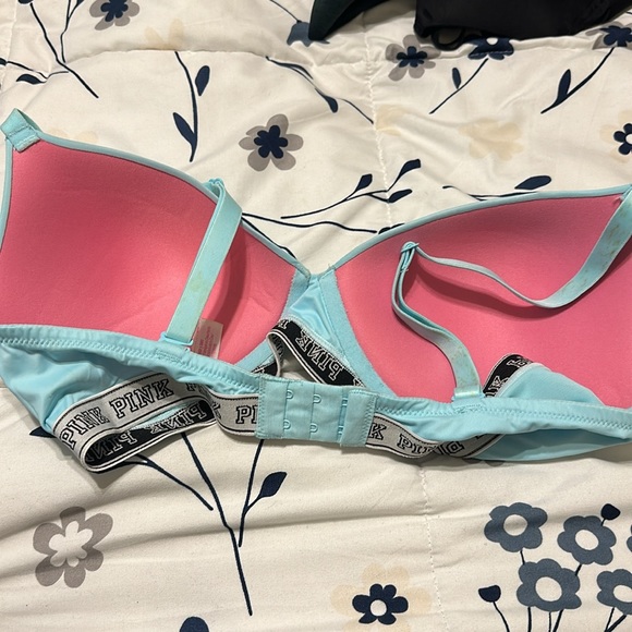 Pink wireless bra - Picture 3 of 5